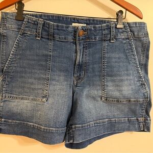 Maurices Classic Blue Jean Shorts size 16W